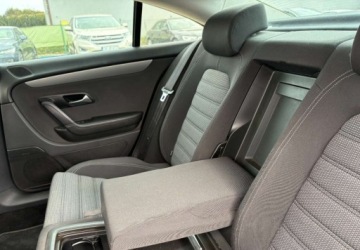 Volkswagen Passat CC 2.0 TDI-CR DPF 140KM 2008 Volkswagen Passat CC Wymieniony rozrzad 2.0 Diesel 140KM, zdjęcie 14