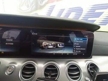 Mercedes Klasa E W213 Limuzyna 2.0 220d 194KM 2018 Mercedes E 220 salon, I wł, bezwyp. AMG Line, zdjęcie 20