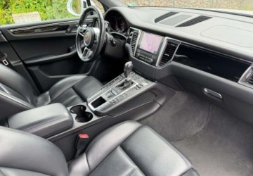Porsche Macan SUV 2.0 252KM 2017 Porsche Macan Porsche Macan 2.0 Benzyna 252KM, zdjęcie 23