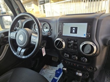 Jeep Wrangler III Unlimited Facelifting 2.8 CRD 200KM 2017 JEEP WRANGLER III Rubicon UNLIMITED 2.8l diesel 200KM Salon PL Bezwypadkowy, zdjęcie 7