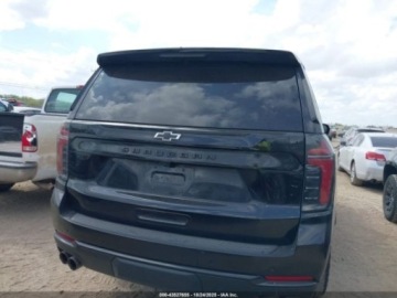 Chevrolet Suburban GMT900 2025 Chevrolet Suburban 2025r., 4x4, 5.3L 5.3 Benzyna 335KM, zdjęcie 7