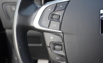 DS 4 I Hatchback (Citroen) 1.6 e-HDi 115KM 2014 Citroen DS4 Bezwypadkowy Serwisowany 1-Wlasciciel Klimatronik Masaze Pdc P, zdjęcie 19