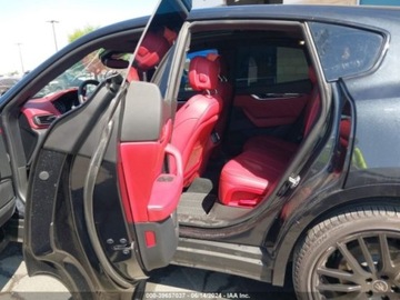 Maserati Levante 2022 Maserati Levante 2022, Modena, 3.0, 4x4, od ubezpieczalni 3.0 Benzyna 424KM, zdjęcie 6