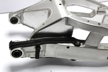 HONDA CBR 954 02-03 ЗАДНИЙ РЫЧАГ