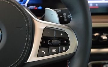 BMW X7 SUV M Facelifting 4.4 M60i 530KM 2025 BMW X7 Dostepne od reki RABAT 20 BMW Bonkowscy Wroclaw 4.4 Benzyna, zdjęcie 9