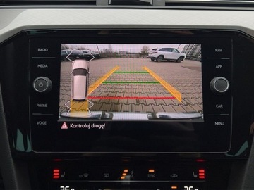 Volkswagen Passat B8 Variant Facelifting 2.0 TDI SCR 150KM 2022 Volkswagen Passat 2.0 TDI 150KM Business DSG SerwisASO Acc Led Nawi AppCon, zdjęcie 24