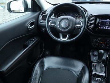 Jeep Compass II SUV 2.0 MJD 140KM 2017 Jeep Compass 2.0 MultiJet, Salon Polska, zdjęcie 6