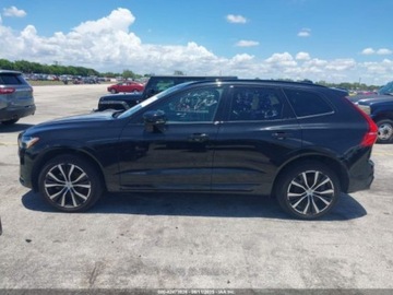 Volvo XC60 II 2024 Volvo XC 60 B5 Plus Dark Theme 2024 2.0l 2.0 Benzyna 247KM, zdjęcie 2