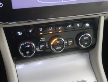 Skoda Superb III Liftback Facelifting 2.0 TSI 190KM 2020 Skoda Superb 2.0 TSI, Salon Polska, Serwis ASO, zdjęcie 11