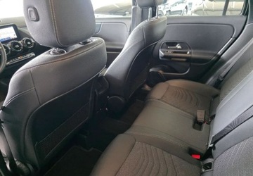 Mercedes GLA II Off-roader Facelifting 1.3 200 163KM 2024 Mercedes-Benz GLA Salon Polska gwarancja do 5 lat 1.3 Benzyna 163KM, zdjęcie 10