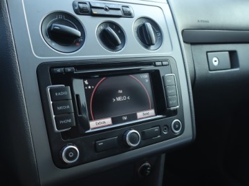 Volkswagen Touran I 2.0 TDI 170KM 2009 VW Touran 2.0 TDI, 167 KM, Navi, Klima, Tempomat, zdjęcie 11