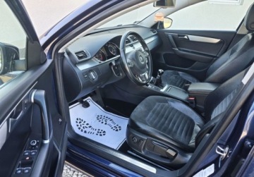 Volkswagen Passat B7 Variant 2.0 TDI CR DPF BlueMotion 140KM 2011 Volkswagen Passat Sliczny 2.0 TDI Bogata Wersja ORYGINAL Zadbany NISKI PRZ, zdjęcie 6