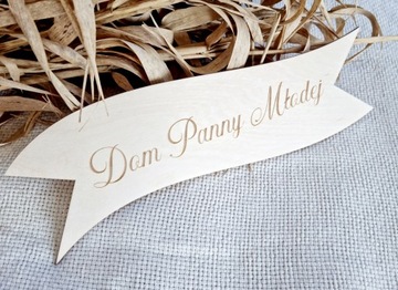 DOM PANNY MŁODEJ napis WSTĘGA 30 cm
