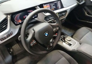 BMW Seria 1 F70 2024 BMW Seria 1 i 140 KM Automat Advantage LED Promocyjne finansowanie, zdjęcie 10