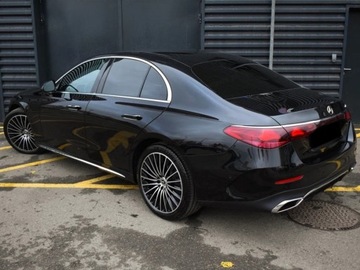 Mercedes Klasa E W214 Sedan 2.0 200 204KM 2025 E Klasa 200 4-Matic AMG 2.0 (204KM) 2025, zdjęcie 1