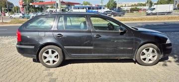 Skoda Octavia II Kombi 1.6 i 16V FSI 115KM 2008 SKODA OCTAVIA II Combi (1Z5) 1.6 FSI 115 KM, zdjęcie 10