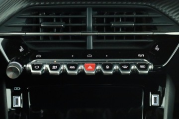 Peugeot 2008 II SUV 1.2 PureTech 130KM 2023 Peugeot 2008 1.2 PureTech, Salon Polska, zdjęcie 17