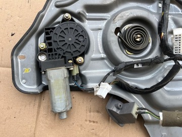 LEVÝ ZVEDÁK PŘEDNÍ MECHANIZMUS OKNO KLIKA HYUNDAI TRAJET 99-04 82470-3A000