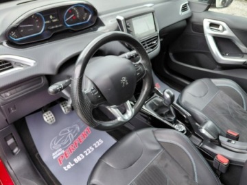 Peugeot 2008 I SUV Facelifting 1.6 BlueHDi 99KM 2017 Peugeot 2008 Navi Kamera Panorama Klimatronik Alu 1.6 Diesel 100KM, zdjęcie 11