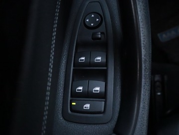 BMW X1 F48 Crossover xDrive18d 150KM 2017 BMW X1 xDrive18d, Salon Polska, Serwis ASO, 4X4, zdjęcie 20