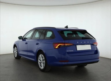 Skoda Octavia IV Liftback 1.5 TSI EVO 150KM 2023 Skoda Octavia 1.5 TSI, Salon Polska, zdjęcie 3