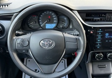 Toyota Corolla XI Sedan Facelifting 1,33 Dual VVT-i 99KM 2017 Toyota Corolla Salon Polska, Czujniki parkowania przod i tyl, Opony Caloro, zdjęcie 4