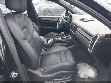 Porsche Cayenne III 2023 Porsche Cayenne Platinum Edition 2023 3.0 Benzyna 335KM, zdjęcie 9