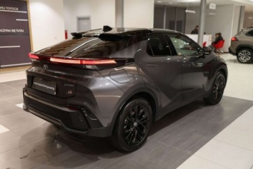 Toyota C-HR II SUV Plug-In 2.0 Hybrid Dynamic Force Plug-in  223KM 2024 Toyota C-HR 2.0 PHEV GR Sport 2.0 Hybryda Plug-in 223KM, zdjęcie 12