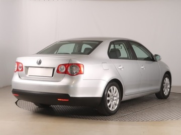 Volkswagen Jetta V 1.6 102KM 2007 VW Jetta 1.6, Salon Polska, GAZ, Klima,ALU, zdjęcie 4