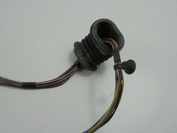 DELTA II 836 SVAZEK DVEŘE PŘEDNÍ PRAVÉ 82470437