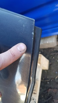 LANCIA THESIS DVEŘE LEVÝ PŘEDNÍ 469/A