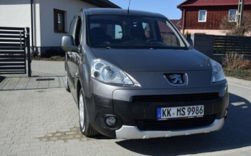 Peugeot Partner I 1.6 HDi 90KM 2009 Peugeot Partner 1.6 HDI Berlingo Klima PDC Oryginal Lakier Sprowadzony, zdjęcie 4