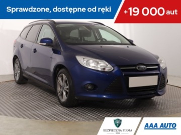 Ford Focus III Kombi Facelifting 1.0 EcoBoost 100KM 2014 Ford Focus 1.0 EcoBoost, Klima, Klimatronic