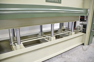 ПРЕСС КОЛОМБО ШПОНИРОВАННЫЙ - 300x130 - ВОДА