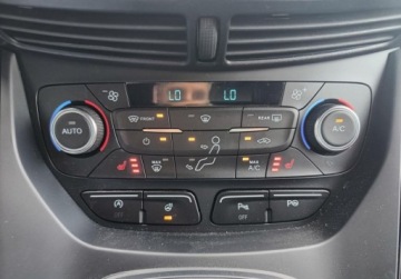 Ford Kuga II SUV Facelifting 1.5 EcoBoost 176KM 2018 Ford Kuga 1.5 176KM AWD ST-Line Automat Vat Marza 1.5 Benzyna 176KM, zdjęcie 26