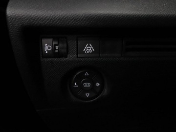 Citroen C4 III SUV 1.2 PureTech 130KM 2020 Citroen C4 full LED klima auto navi kamera i, zdjęcie 37