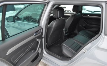 Volkswagen Passat B8 2020 Volkswagen Passat R-LINE 4-MOTION 2.0Tdi 240km DSG Kamera LED Nawigacja 2.0, zdjęcie 17