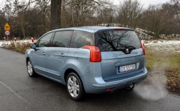 Peugeot 5008 I Minivan 1.6 THP 156KM 2010 Peugeot 5008 Bezwypadkowy 159 tys. km Head Up 1.6 Benzyna 156KM, zdjęcie 2