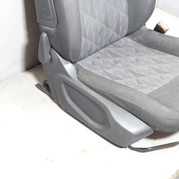 CITROEN C-ELYSEE II SEDADLO PRAVÝ PŘEDNÍ SPOLUJEZDCE