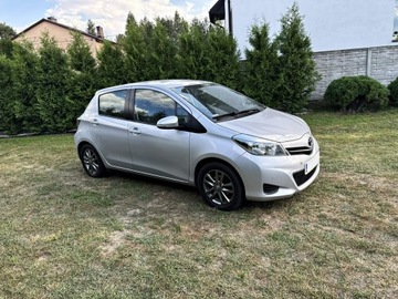 Toyota Yaris III Hatchback 5d Facelifting 1.33 Dual VVT-i 99KM 2014 Toyota Yaris 1,3 VVTi- 99KM B+G Kamera Cofania, zdjęcie 11