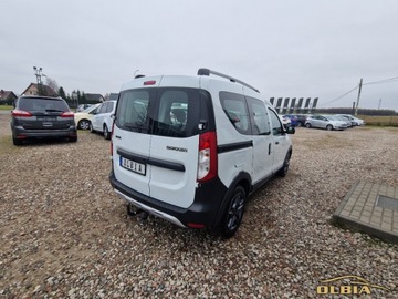 Dacia Dokker Mikrovan Facelifting 1.2 TCe 115KM 2017 Dacia Dokker Nawigacja Czujniki Parkowania Hak 5-osobowy 1.2 Benzyna, zdjęcie 7