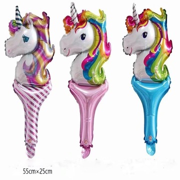 Воздушный шарик в виде единорога