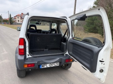 Suzuki Jimny III Standard Facelifting 1.3 VVT 4WD 85KM 2017 Suzuki JIMNY 1.3B 4x4 Klimatyzacja, zdjęcie 4