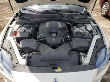 Maserati Quattroporte II 2022 Maserati Quattroporte 2022 Maserati Quattroporte MODENA 3.0 Benzyna 424KM, zdjęcie 11