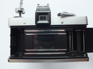 Praktica Super TL 2 + Auto Revuenon 50 мм 1:1,8 – красиво, эффективно