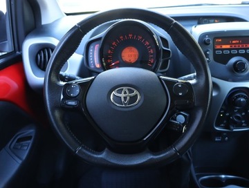 Toyota Aygo II Hatchback 5d 1.0 VVT-i 69KM 2017 Toyota Aygo 1.0 VVT-i, Salon Polska, Klima, zdjęcie 17