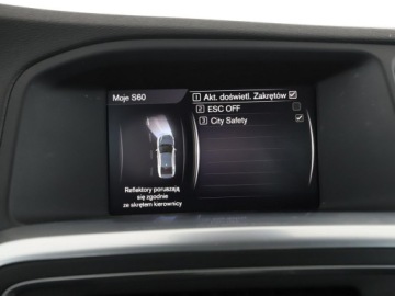 Volvo S60 II Sedan Facelifting 1.5 T3 DRIVE-E 152KM 2017 Volvo S60 automat xenon skóra navi klima auto, zdjęcie 25
