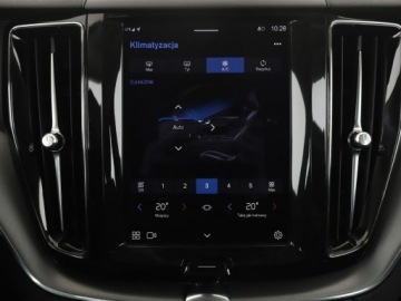 Volvo XC60 II 2022 Volvo XC 60 FV-23% automat Navi Kamera cofania, zdjęcie 24