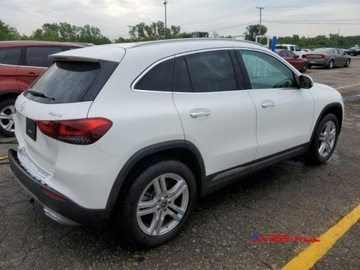 Mercedes GLA II 2022 Mercedes-Benz GLA 2022 r., 2,0L GLA 250 4MATIC 2.0 Benzyna 221KM, zdjęcie 5