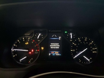 Toyota Tundra II 2022 Toyota Tundra Crewmax Limited 2022 3.4l 3.4 Benzyna 389KM, zdjęcie 9